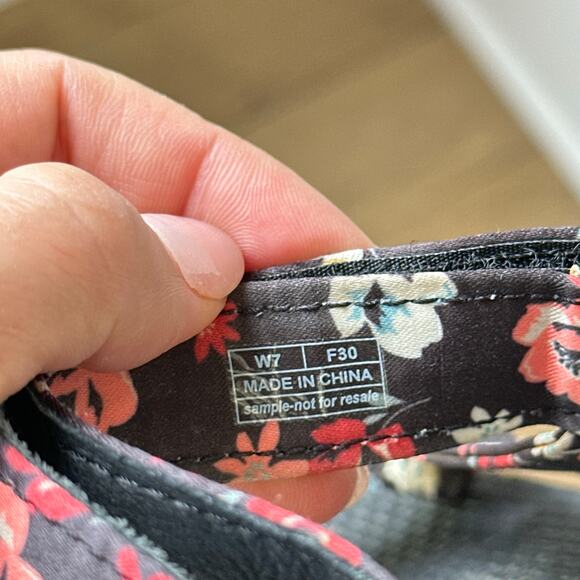 Teva Floral Print Adjustable Strap EVA Footbed Casual Sandals Black 7 - Picture 4 of 4